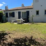 Plain Pied Aux Portes De La Rochelle 2chbres Holiday home